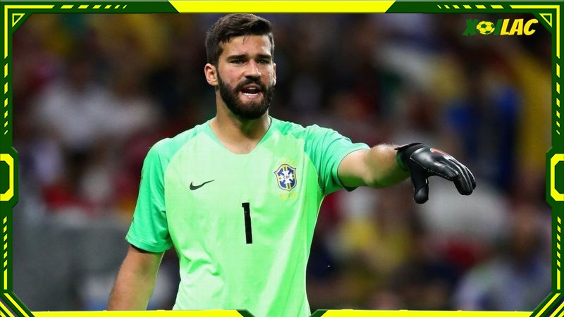 Alisson là từng đoạt được 3 Găng tay Vàng trong 1 mùa giải Alisson là từng đoạt được 3 Găng tay Vàng trong 1 mùa giải