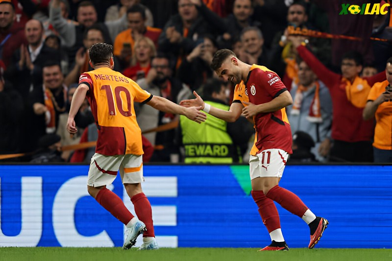 Ajax sẽ đối đầu với Galatasaray trên sân nhà 